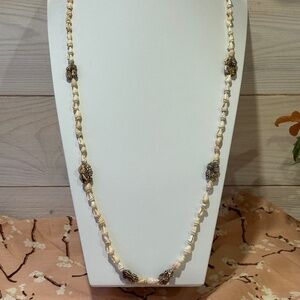 Hilo Hatties Hawaii Shell Necklace